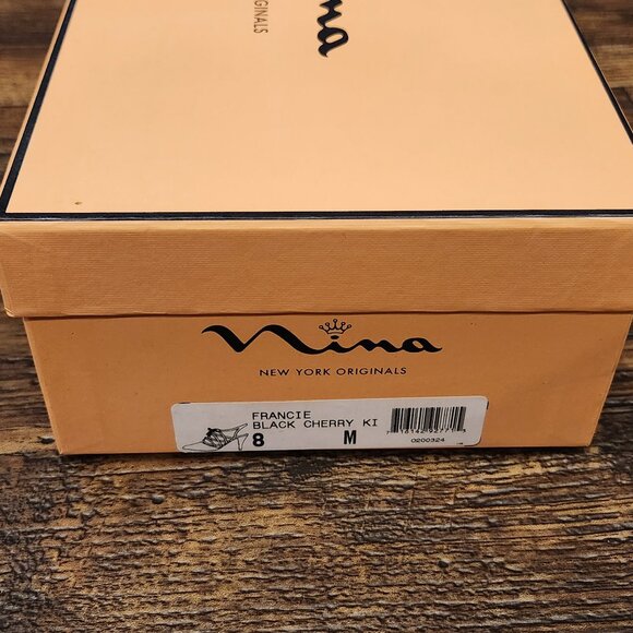 Nina suede heels - Picture 3 of 4